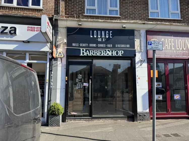 Retail Premises To Let On Busy Neighbourhood Parade