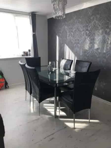 Large 2 Bed Maisonette with Private Garden - Pet Friendly