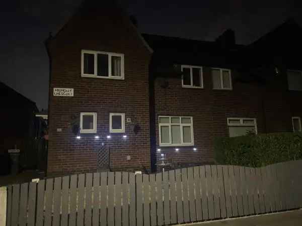 House For Rent in Manchester, England