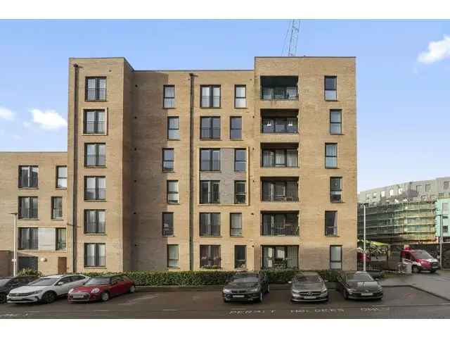 2 Bedroom Flat for Sale in Abbeyhill