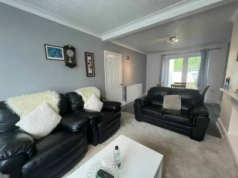 3 Bedroom Family Home Near UHCW Coventry CV2