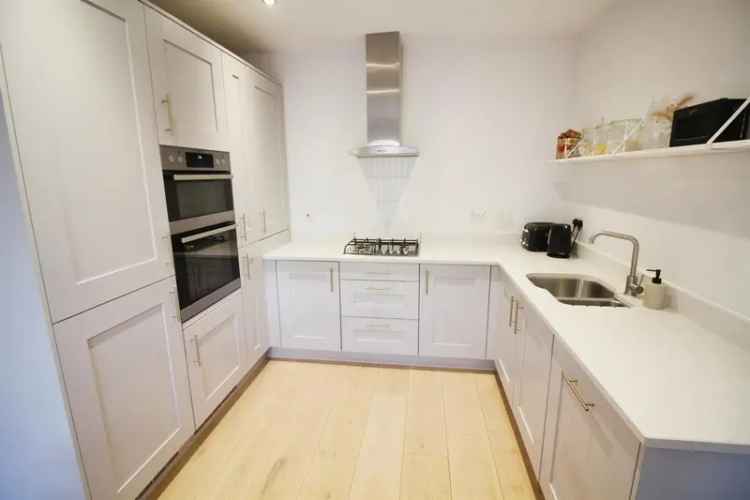 4 Bedroom Townhouse for Rent - Modern, Spacious Family Home