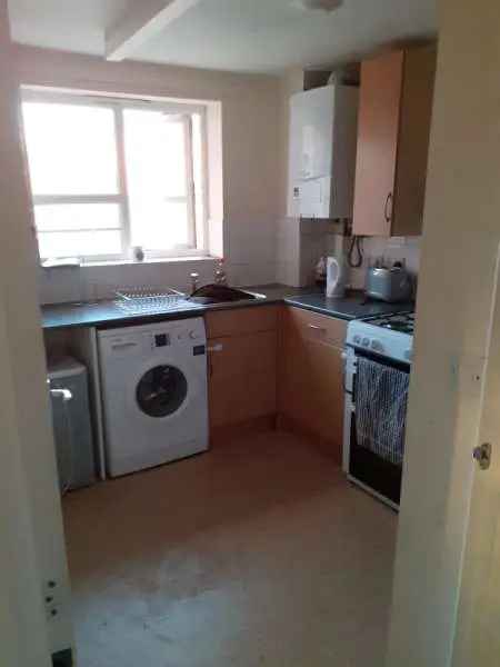 Flat For Rent in Dudley, England