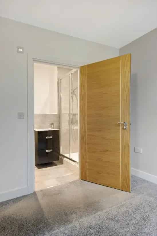 2 Bed 2 Bath Apartment For Sale Near Sevenoaks Station