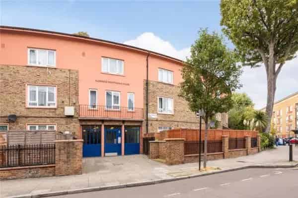 2-Bedroom Flat Near Canonbury Station - Family Home