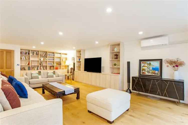 6 Bedroom Detached House for Sale Near Ealing Broadway