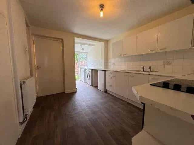 2 Bed House for Sale Near South Park Macclesfield