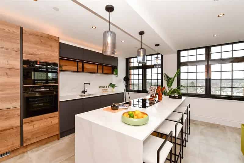 3 Bedroom Penthouse Apartment for Sale