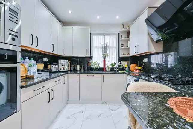 3 Bed Flat for Sale Montagu Square Marylebone London W1H