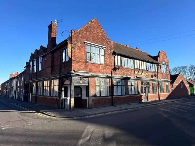 Large Public House with Residential Accommodation - Newark