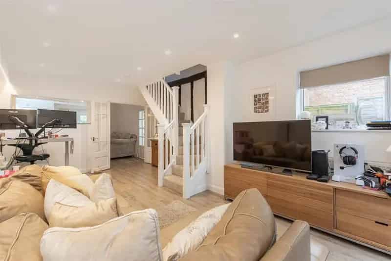 3 Bed House for Sale Long Marston