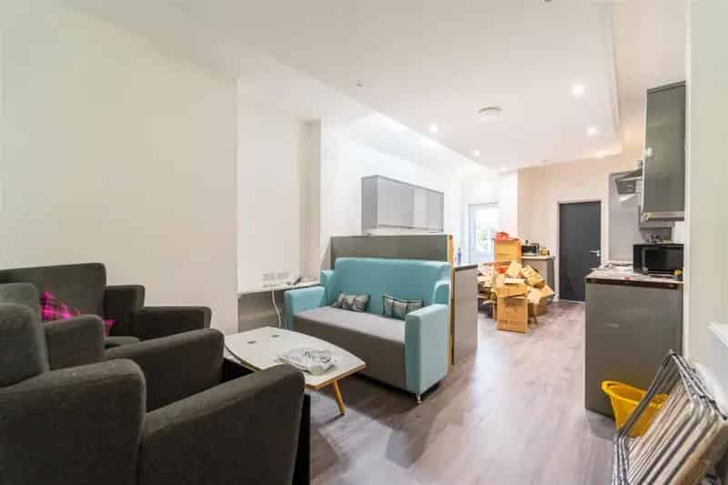 5 Bedroom Student House 2025 2026