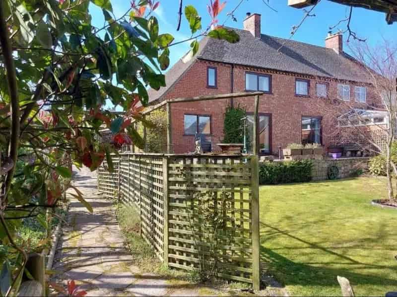 3 Bedroom Semi Detached House For Sale Stow on the Wold