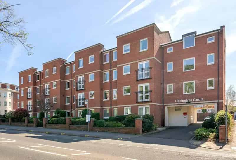1 Bedroom Apartment for Sale