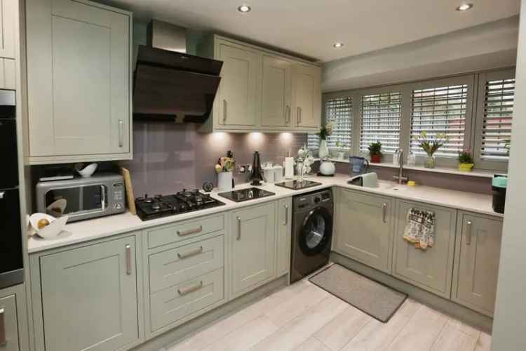 3 Bed Detached House Bursledon Close to Amenities and M27