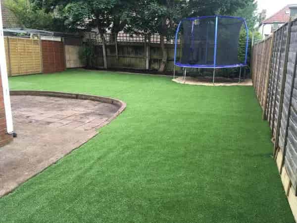 3 Bed House New Decor Flooring Kitchen Parking Garden
