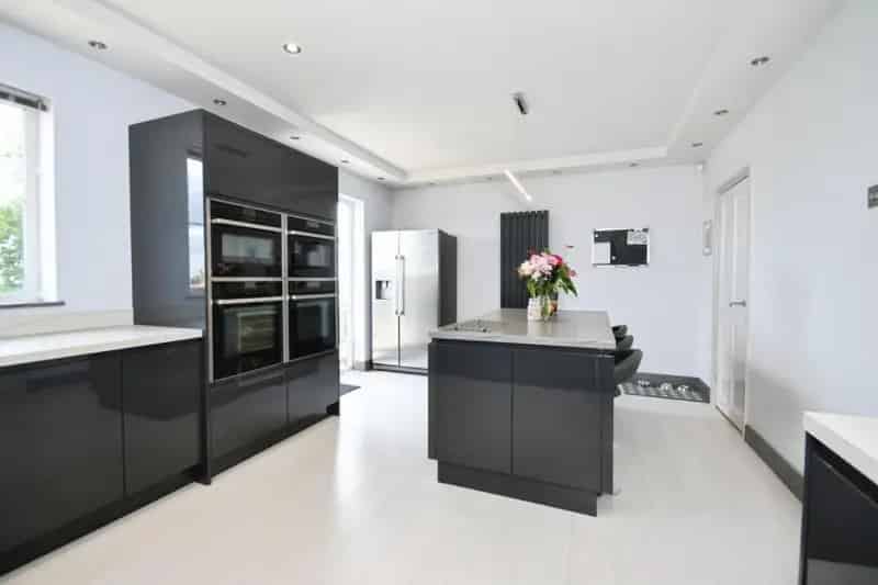3 Bed End Terrace House for Sale Outstanding Views Sheffield