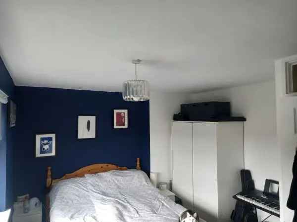 Flat For Rent in Broxbourne, England