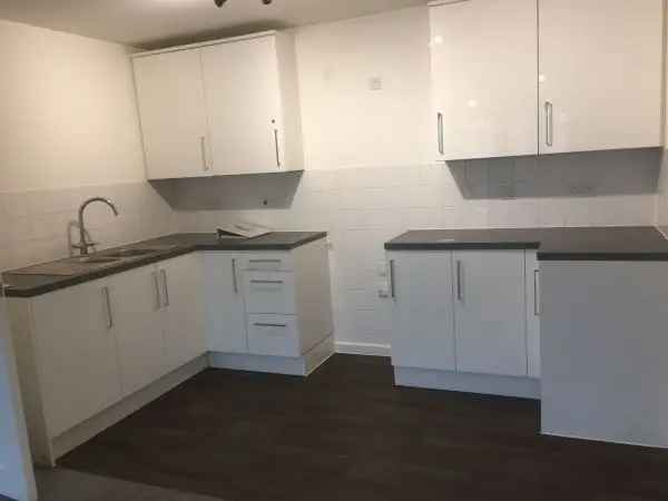 Flat For Rent in Aylesbury, England