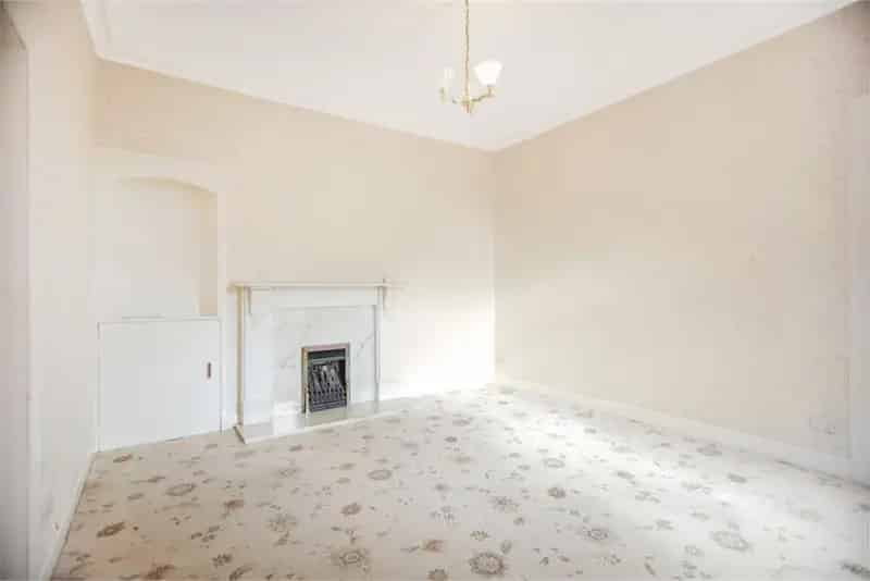 2 Bed Cottage with 1 Reception Room
