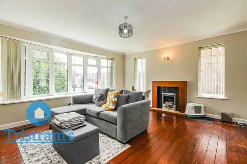 2 Bedroom Detached Bungalow House to Rent