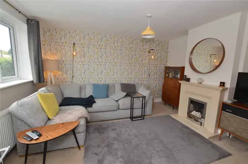 3 Bed Semi-Detached House Rothwell - Perfect for Families