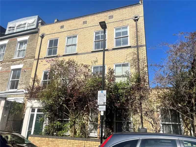 2 Bedroom Flat Apartment in London Tottenham Lane