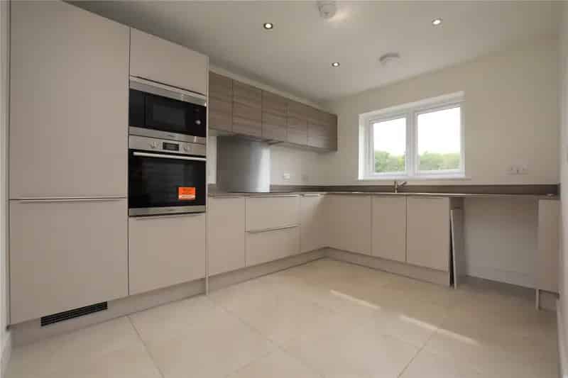 Four Bedroom Semi Detached House Wakefield