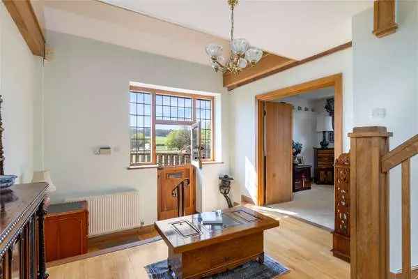 Stunning Barn Conversion in Gated Development