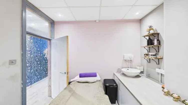 Helensburgh Retail Unit - West Princes Street