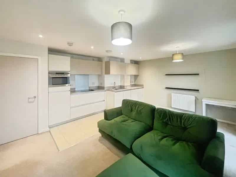 1 Bedroom Flat to Rent London E16 - Available Now