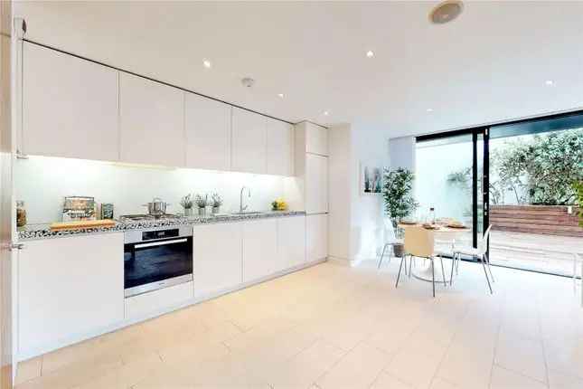 Flat to rent in Latitude House, Oval Road, London NW1