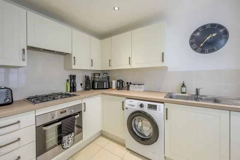 3 Bedroom Detached House For Sale Himley View Estate