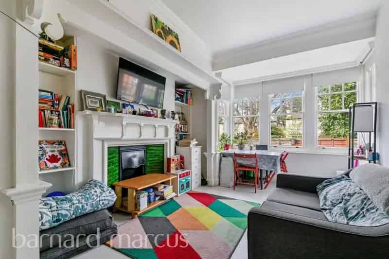 1-Bedroom House near East Croydon Station Chatsworth Conservation Area