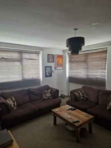 Flat For Rent in Basildon, England