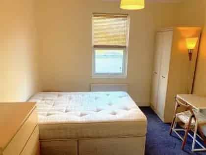 Spacious Studio Flat Hendon Central All Bills Included