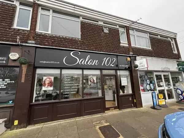 Retail Unit To Let Fareham 76.2 sq m