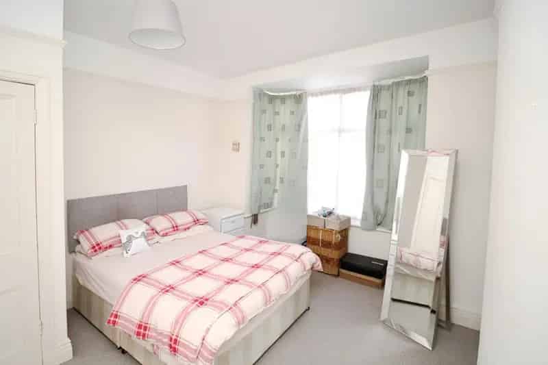 1 Bedroom Flat to Rent Wilmslow Town Centre