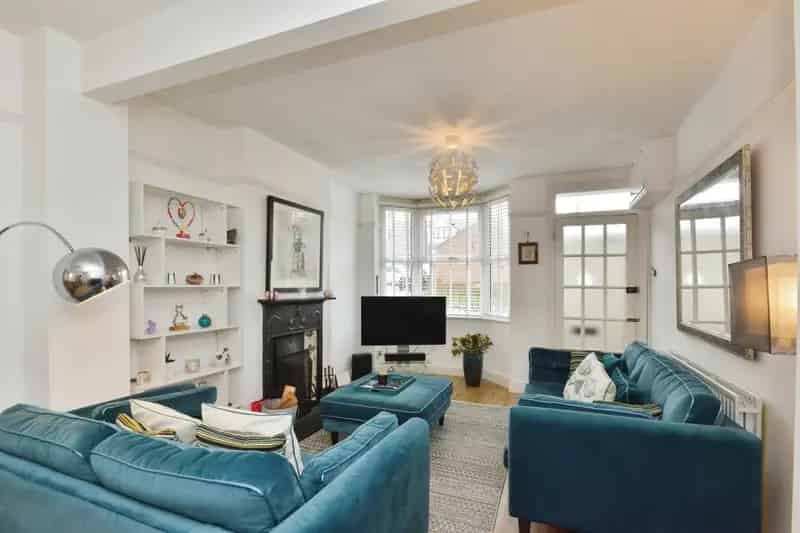 Two Bedroom Edwardian House Woburn Sands