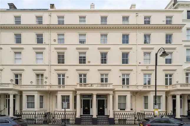 Flat for sale in Stanhope Gardens, London SW7