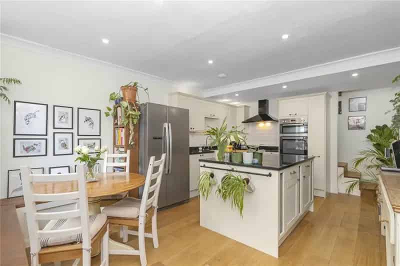 2 Bedroom Victorian Mews House Clifton Village For Sale
