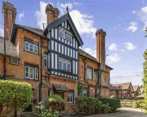 Charters Road, Sunningdale, Berkshire, SL5 9QD | Property for sale | Savills