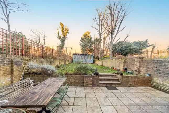 5 Bedroom Duplex for Sale Greencroft Gardens South Hampstead London NW6