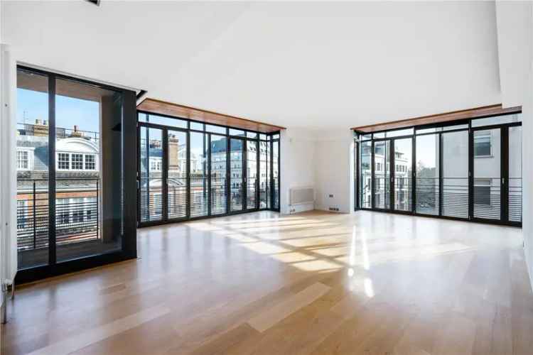 Apartment For Sale in London, England