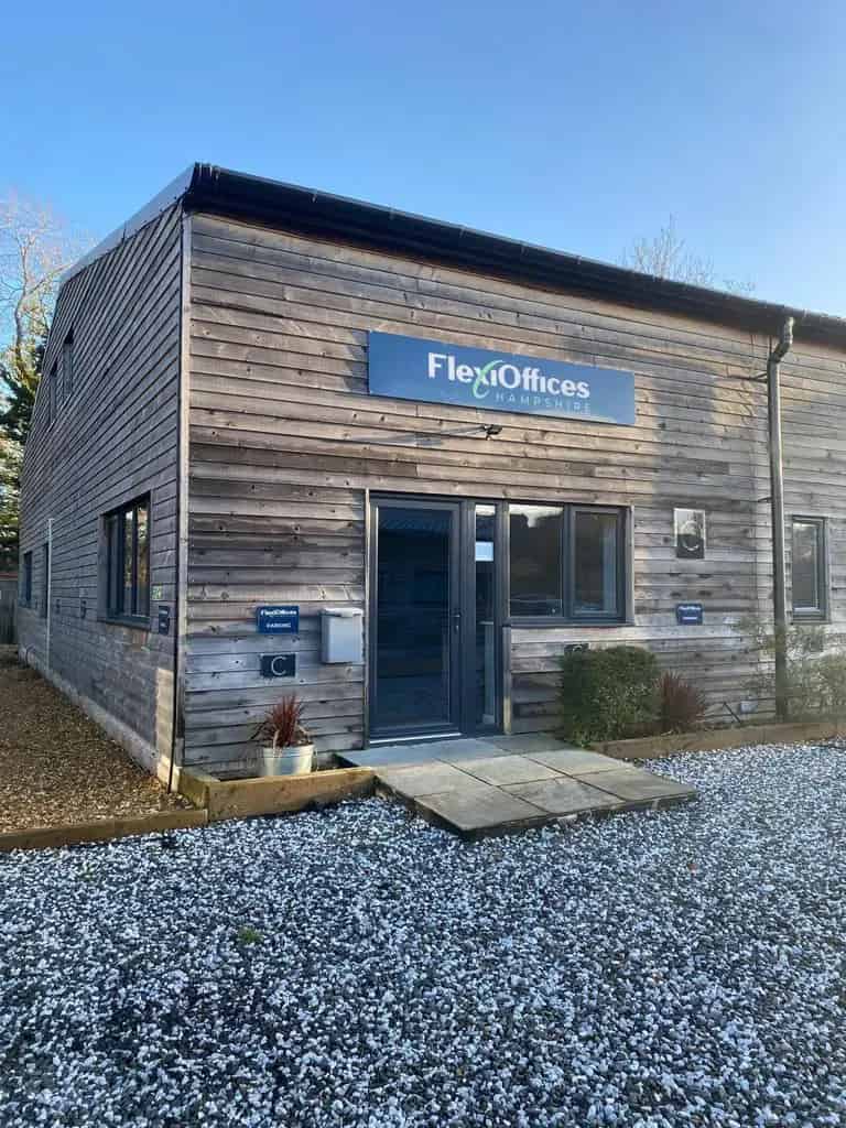 1560 sq ft Office Space in Meadow View Business Park