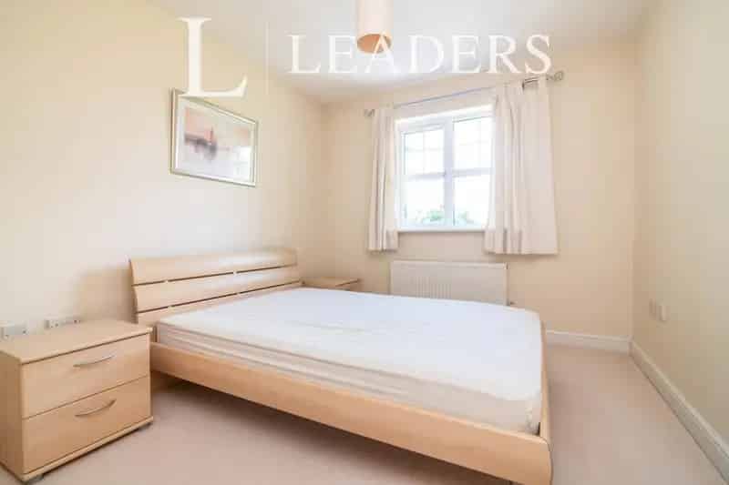 2 Bedroom Apartment to Rent