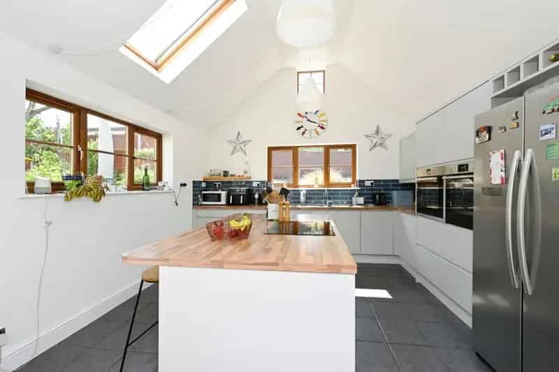 Stunning 5-Bedroom Period Property with Modern Amenities
