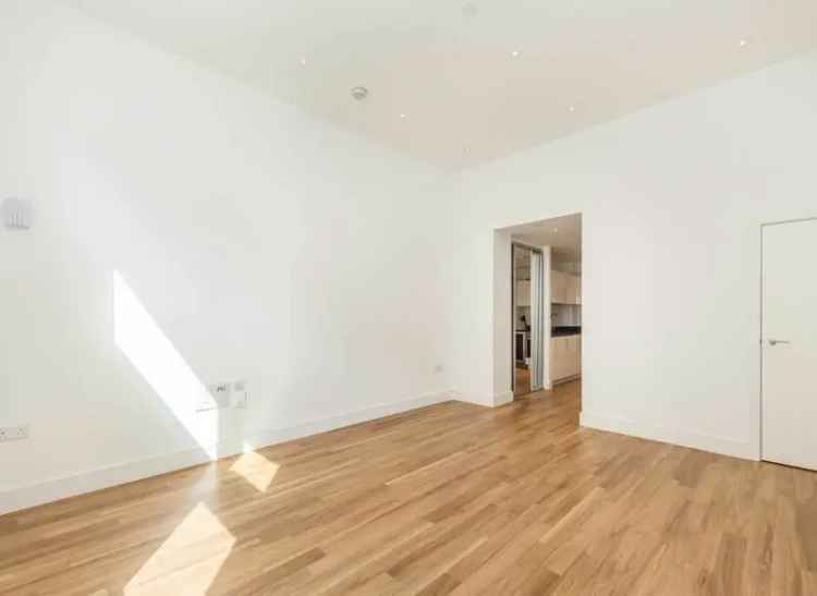 Modern Studio Apartment near Holloway Road Station