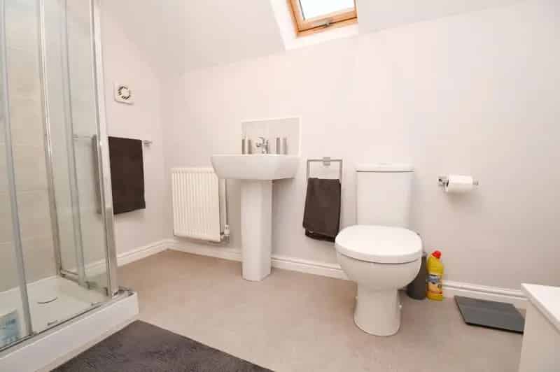 3 Bed Semi-Detached House For Sale Barnsley