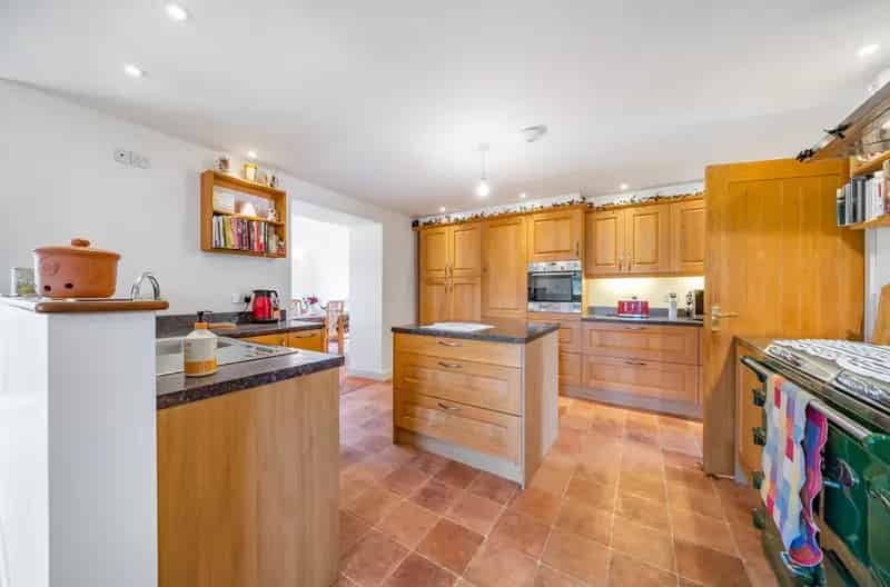 3 Bed Detached House with Stunning Views and Outbuildings
